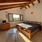 Mini Erbalunga, Santa Giulia Porto Vecchio