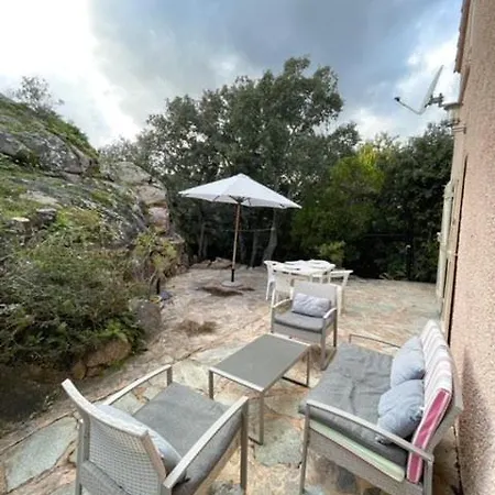 Villa Mini Erbalunga, Santa Giulia