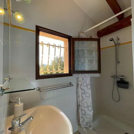 Mini Erbalunga, Santa Giulia *